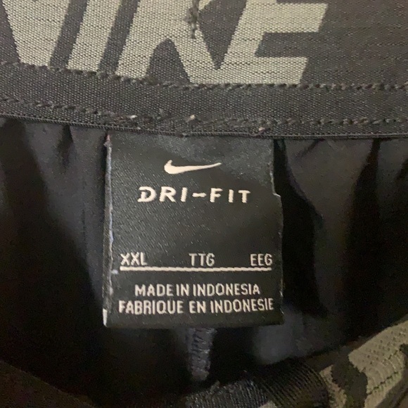 Nike drift workout shorts - Picture 2 of 6